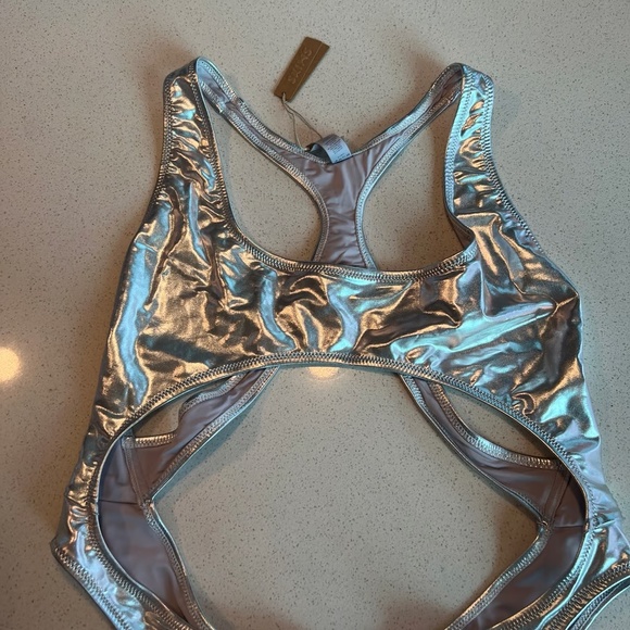 NWT Skims Metallic Cut Out One Piece Swimsuit Monokini Nickel Silver 3X - Picture 3 of 9
